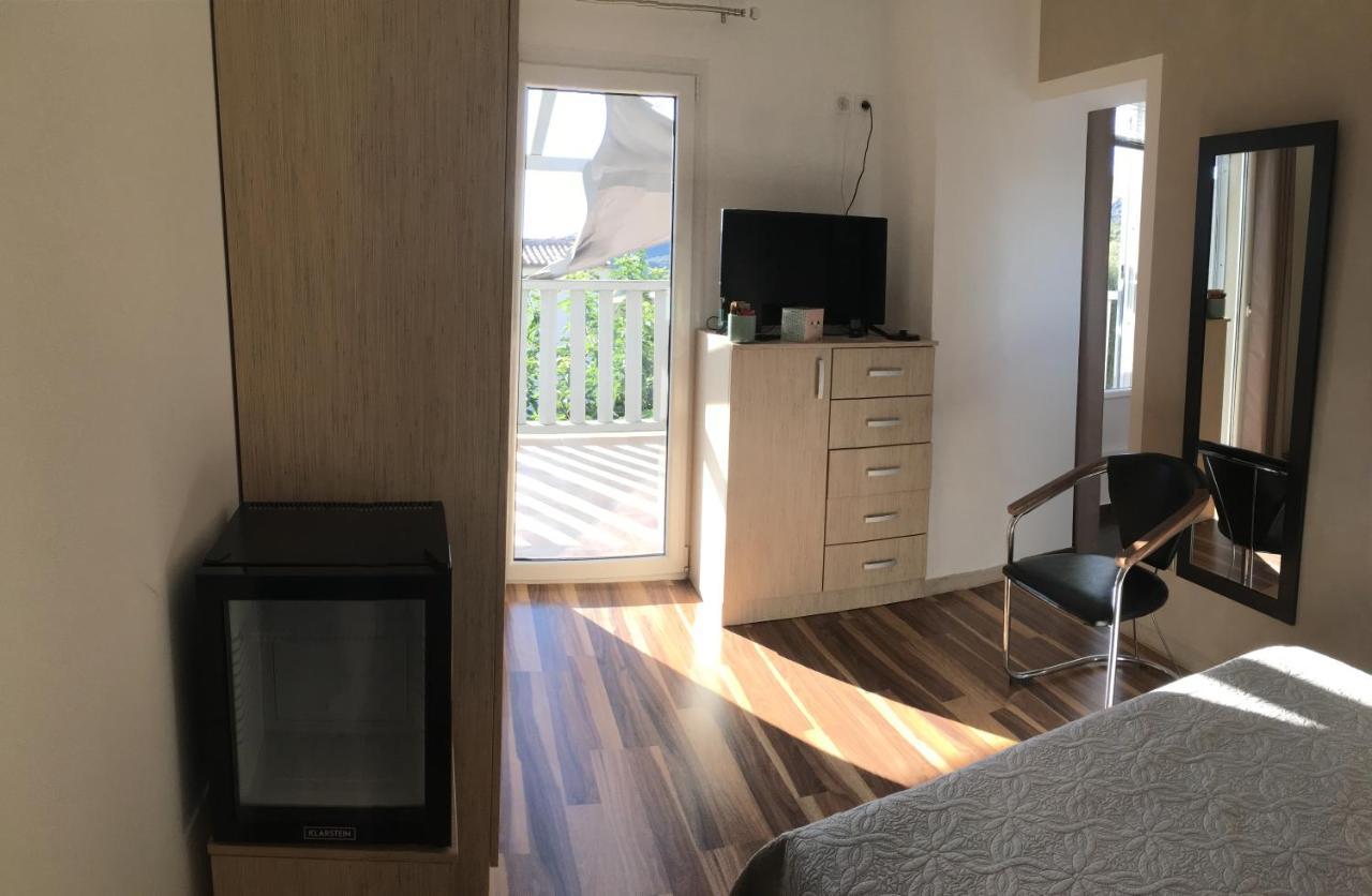 Casa Basgiu, Chambres Avec Balcon Et Table D'Hotes Zilia Exteriér fotografie