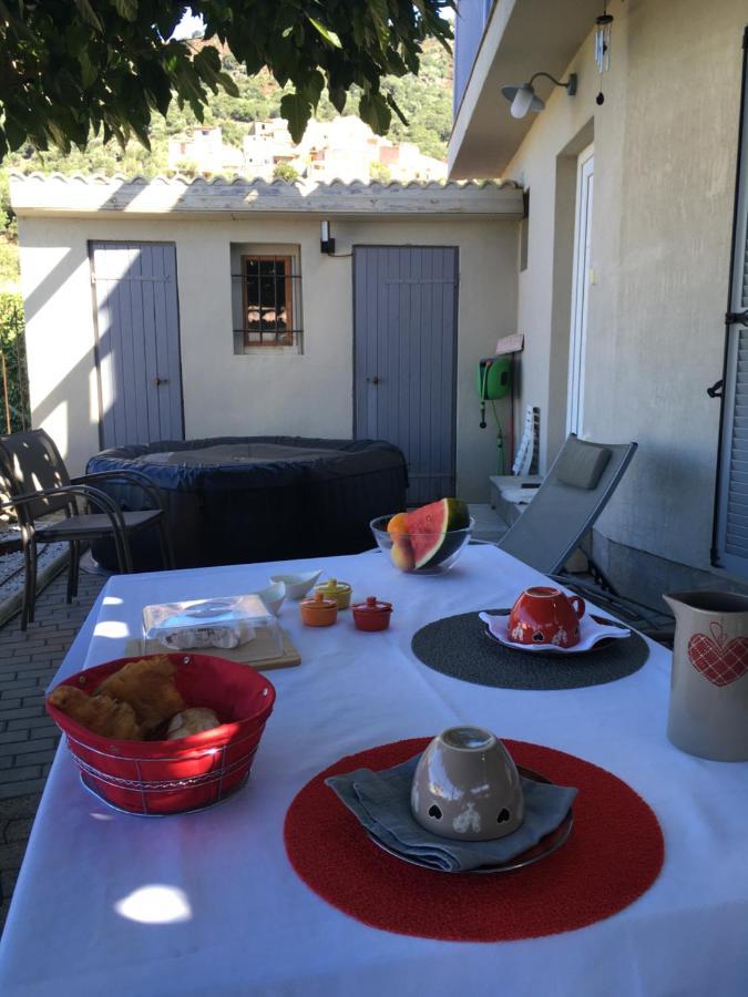 Casa Basgiu, Chambres Avec Balcon Et Table D'Hotes Zilia Exteriér fotografie